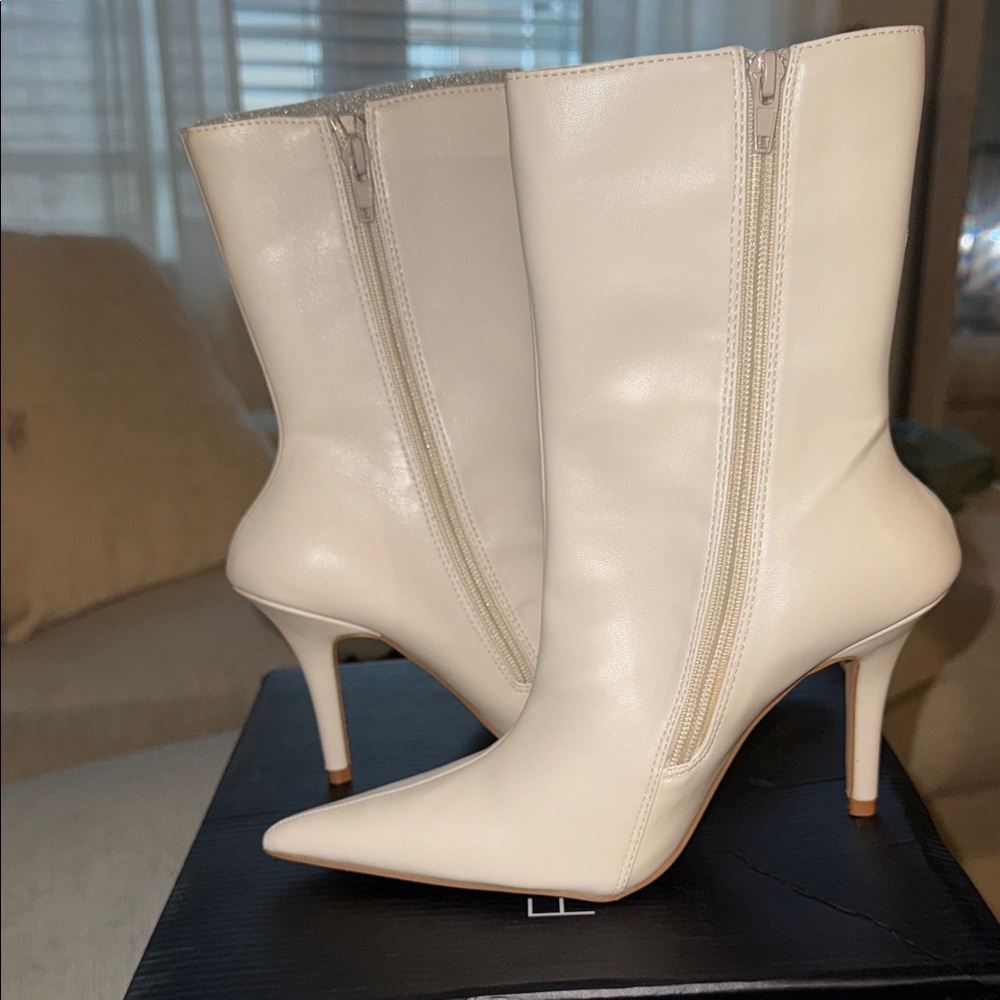 Fashion Nova Cream Heeled Boots